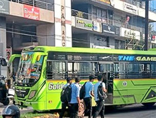 Mangaluru: Major tragedy averted as city bus mounts divider near Kottara